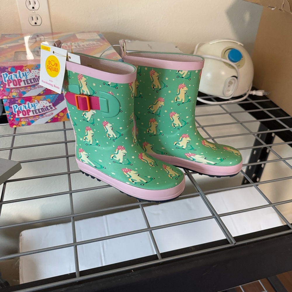 Kids Unicorn Rain Boots with Pink Trim